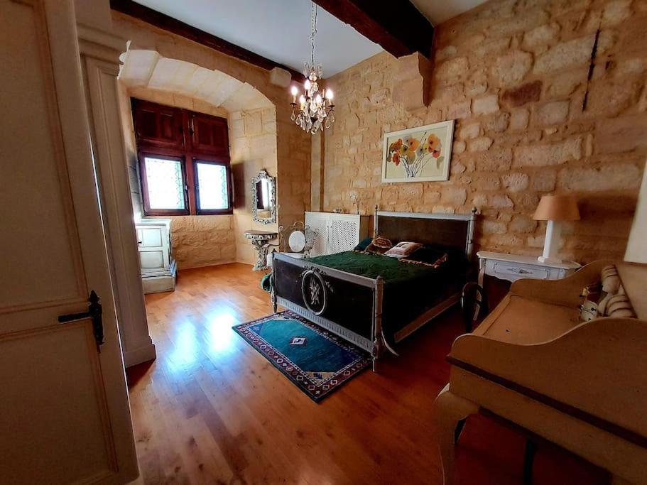 Chateau De Clerans Saint-Leon-sur-Vezere Exterior foto